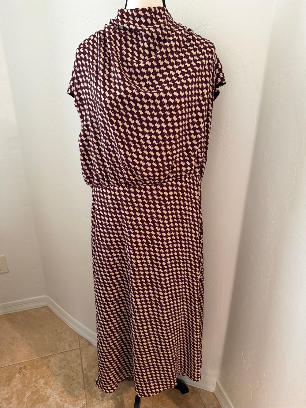 Ann Taylor Burgundy and Cream Houndstooth Draped Maxi Dress